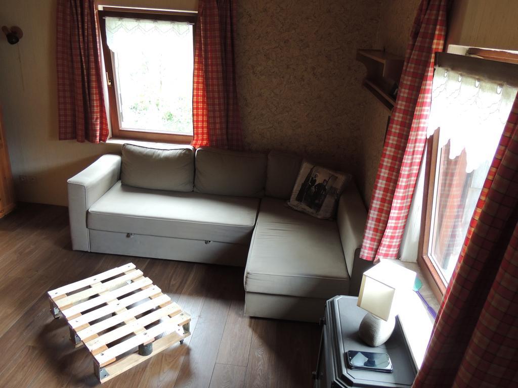 Les Hauts De Brochot Saint-Maurice-sur-Moselle Habitación foto