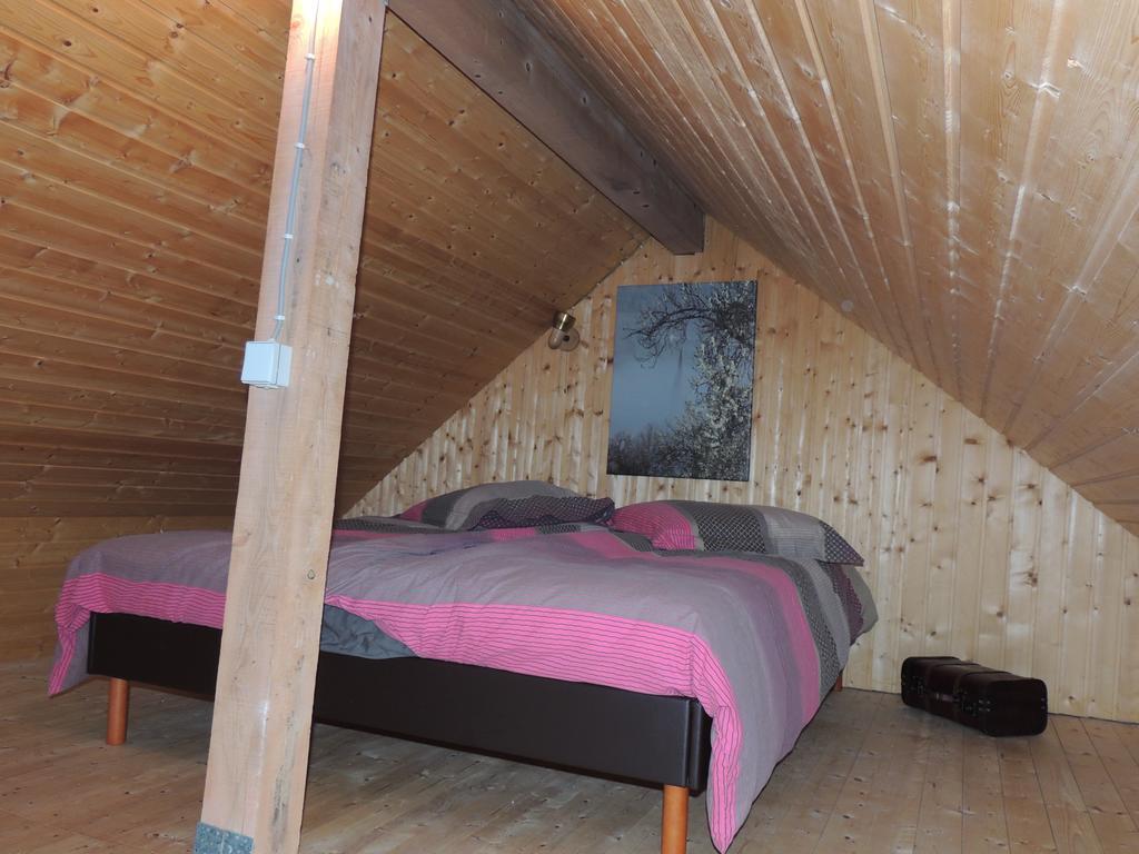 Les Hauts De Brochot Saint-Maurice-sur-Moselle Habitación foto